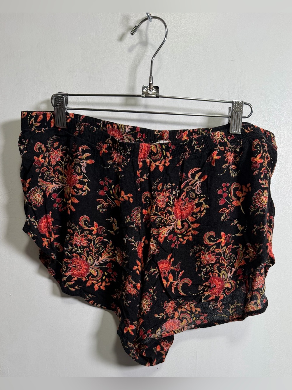 LIFE Floral Lightweight Shorts
